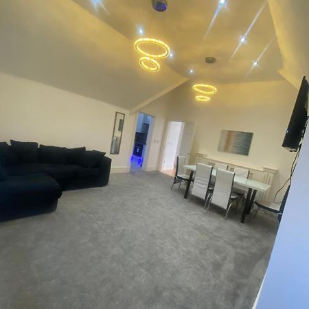 Penthouse Apt8 Lejlighed Wolverhampton Eksteriør billede