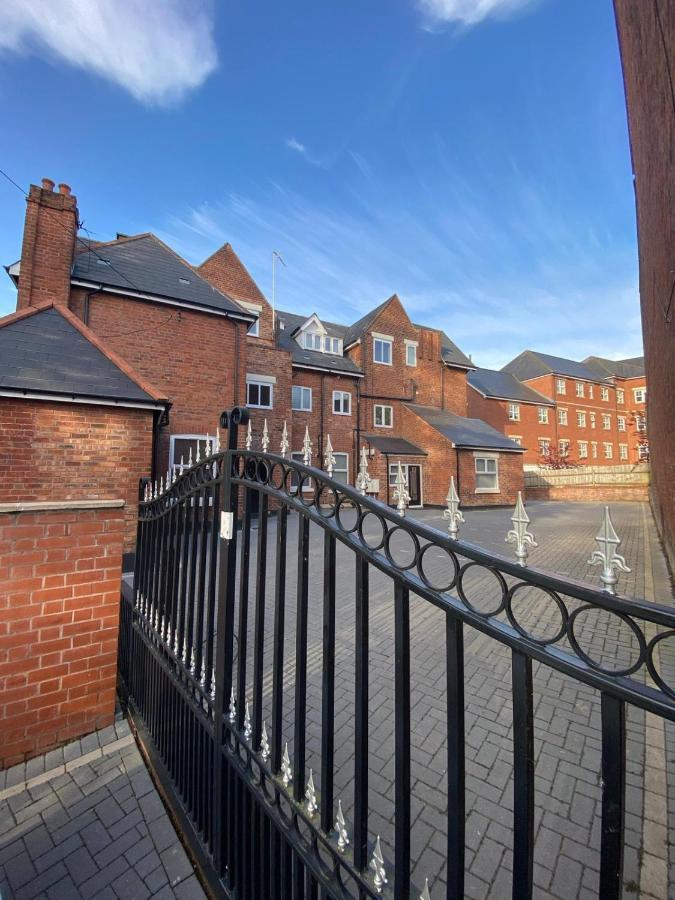 Penthouse Apt8 Lejlighed Wolverhampton Eksteriør billede