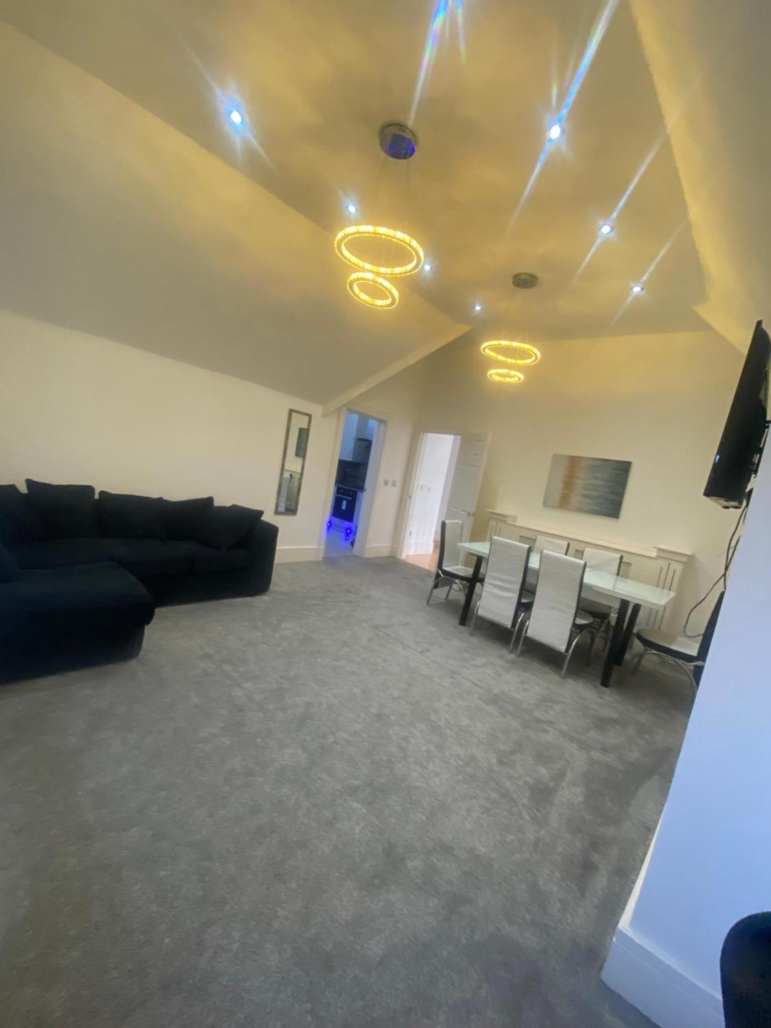 Penthouse Apt8 Lejlighed Wolverhampton Eksteriør billede