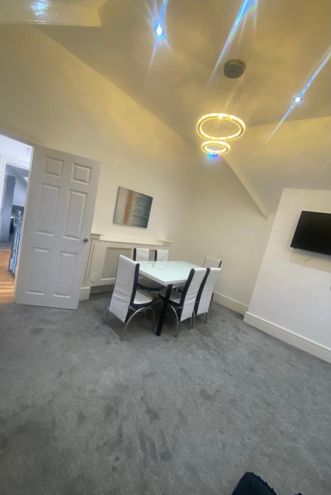Penthouse Apt8 Lejlighed Wolverhampton Eksteriør billede